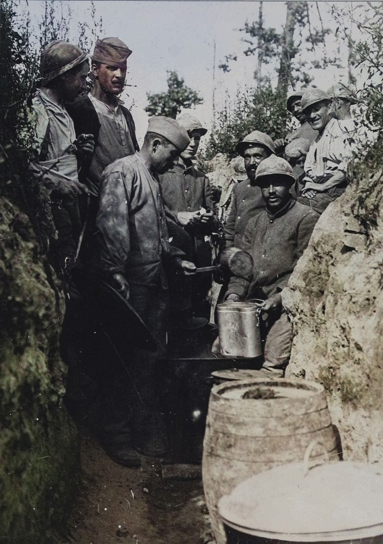 Le Godat — cuisine dans un boyau — 14 juillet 1917