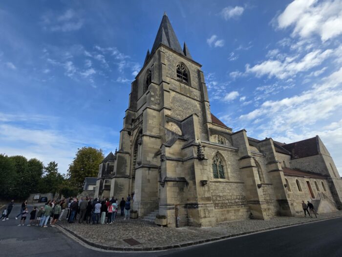 église